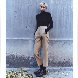 ZARA PANTS WITH A HIGH WAIST (SZ LARGE) - CAMEL COLOR